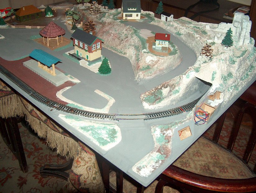 H0 01 002